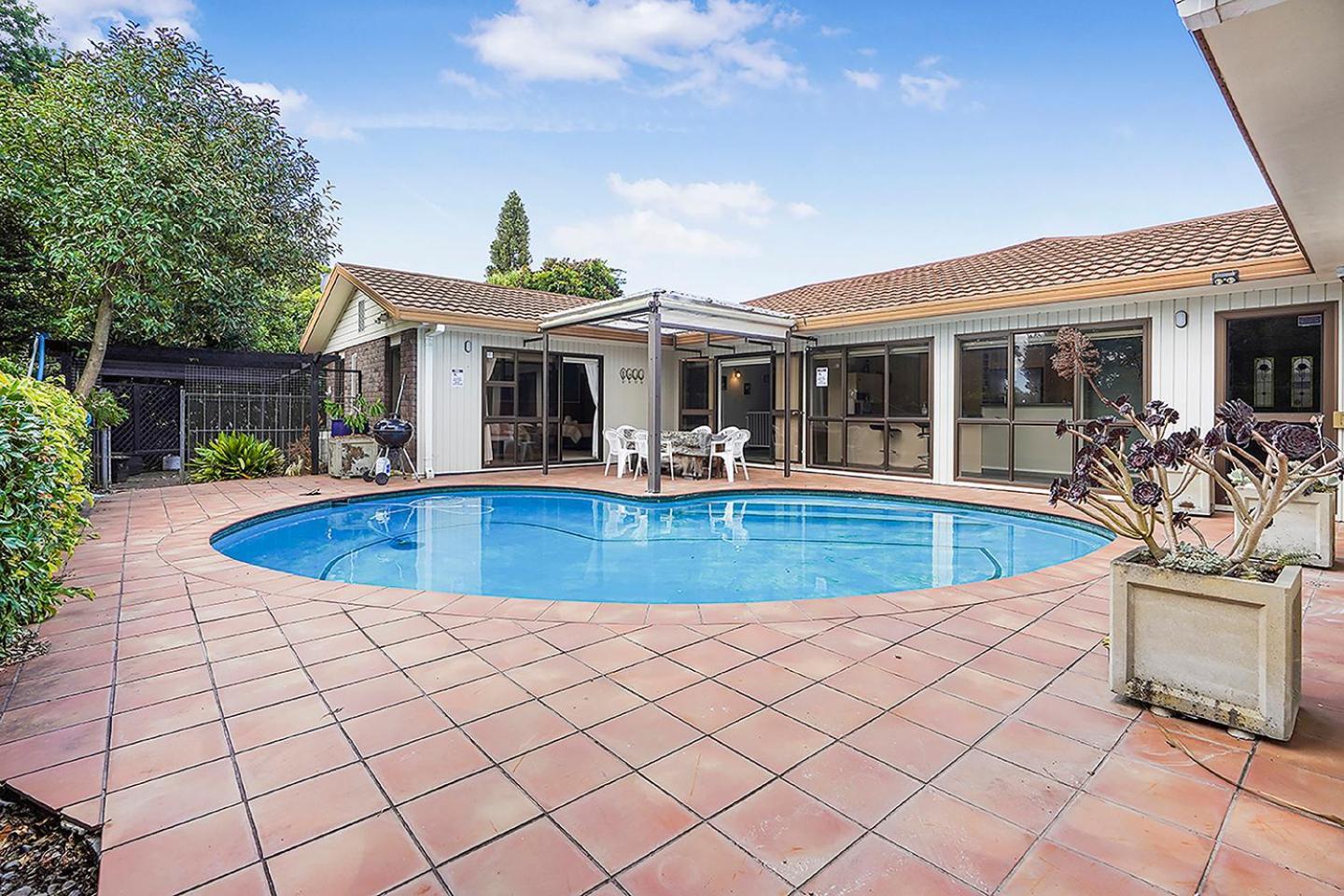 Wow, Spacious Home With A Pool Hamilton Zewnętrze zdjęcie
